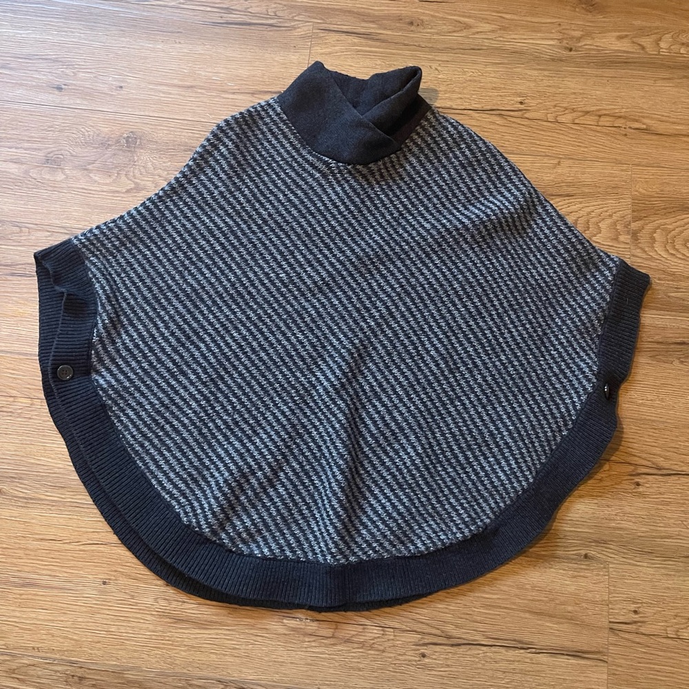 Banana Republic Turtleneck Poncho